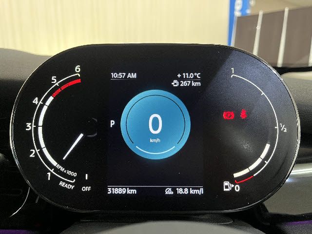 BMW MINI COOPER D 5DOOR 2021 Image 31