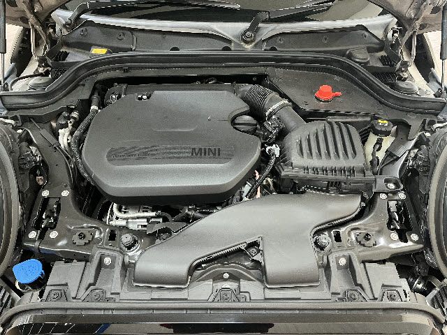 BMW MINI COOPER D 5DOOR 2021 Image 31