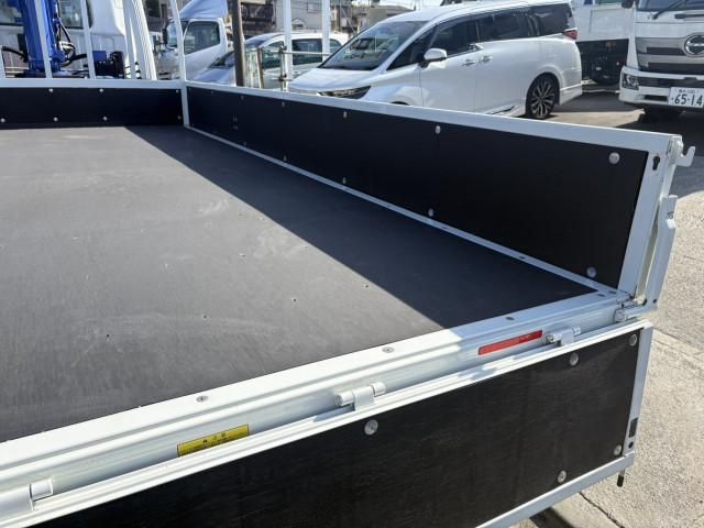 MITSUBISHI CANTER 2025 Image 31