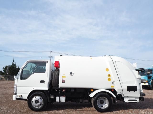 ISUZU ELF 2014 Image 31