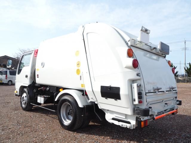 ISUZU ELF 2014 Image 31
