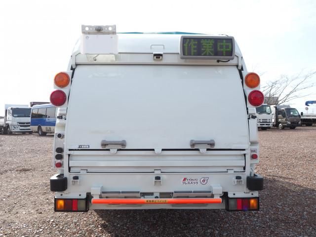 ISUZU ELF 2014 Image 31