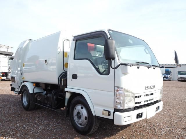 ISUZU ELF 2014 Image 31