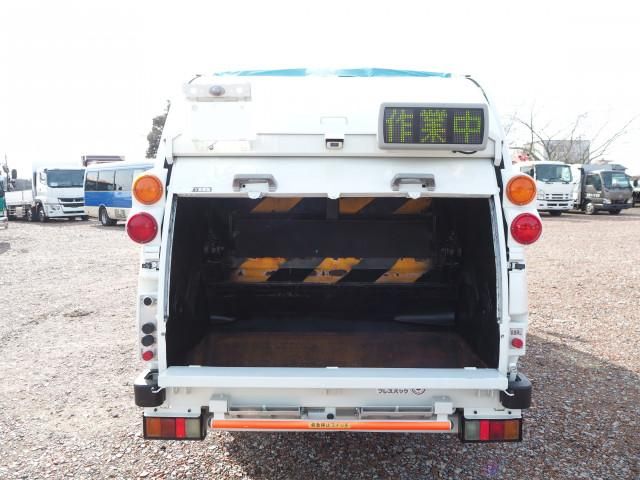 ISUZU ELF 2014 Image 31