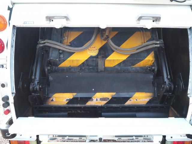 ISUZU ELF 2014 Image 31