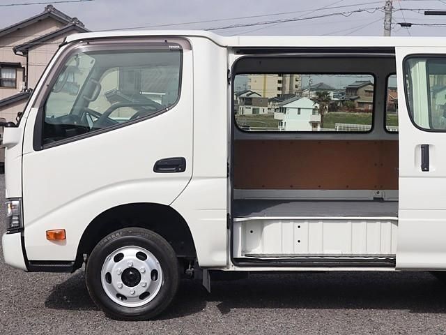 TOYOTA DYNA 2017 Image 31