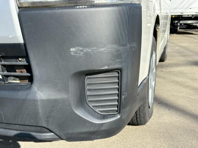 TOYOTA HIACE VAN 4WD 2018 Image 31