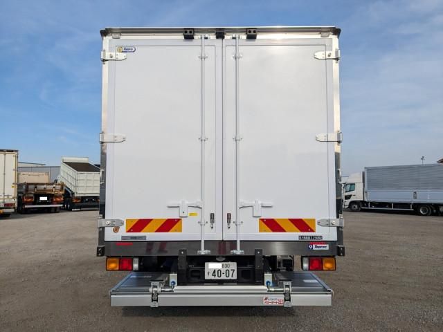 MITSUBISHI FUSOU FIGHTER 2025 Image 31