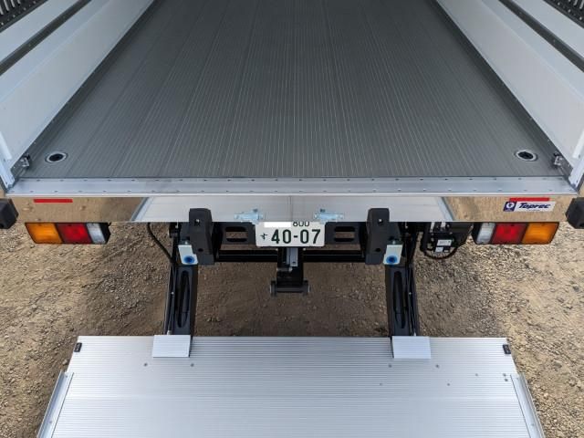 MITSUBISHI FUSOU FIGHTER 2025 Image 31