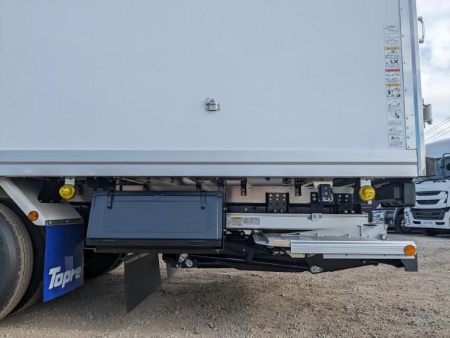 MITSUBISHI FUSOU FIGHTER 2025 Image 31