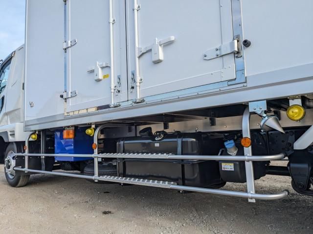 MITSUBISHI FUSOU FIGHTER 2025 Image 31