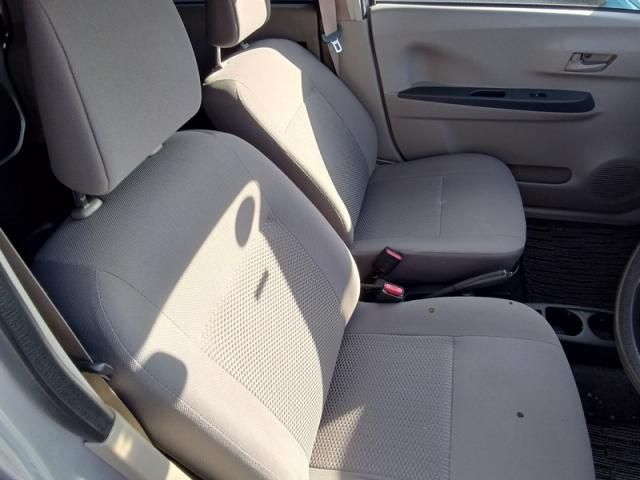 DAIHATSU MIRA E:S 2017 Image 31