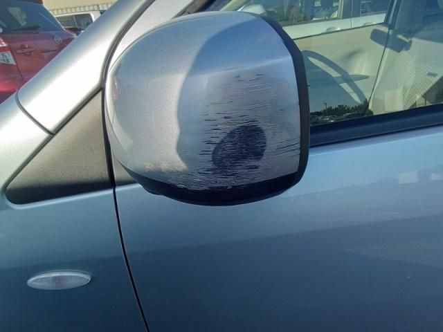 DAIHATSU MIRA E:S 2017 Image 31