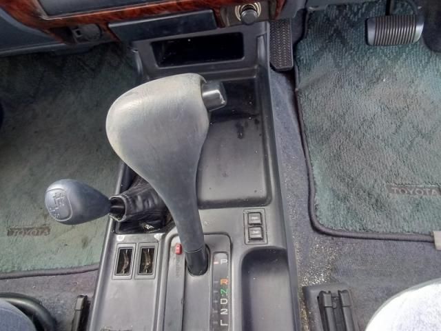 TOYOTA LANDCRUISER PRADO 2000 Image 31