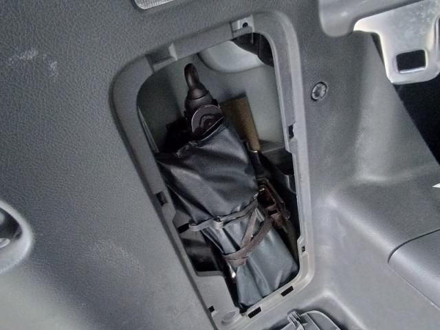 TOYOTA NOAH 2009 Image 31
