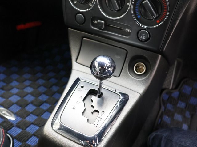 DAIHATSU COPEN 2012 Image 31