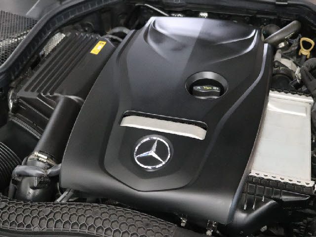 MERCEDES BENZ C CLAS 2017 Image 31