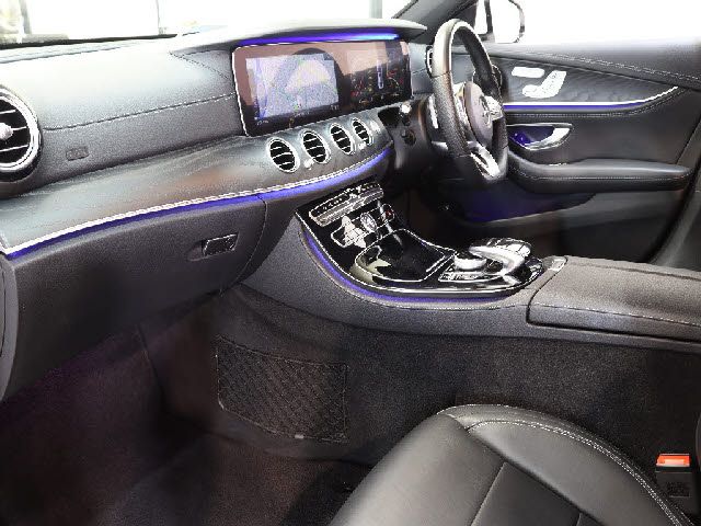 MERCEDES BENZ E CLAS 2019 Image 31