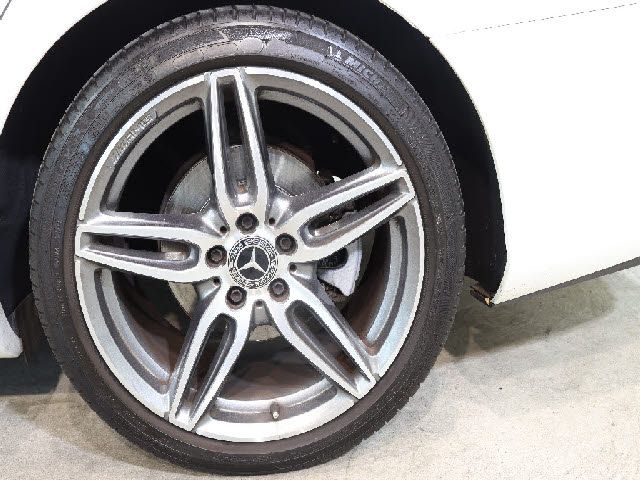 MERCEDES BENZ E CLAS 2019 Image 31