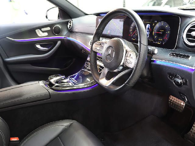 MERCEDES BENZ E CLAS 2019 Image 31