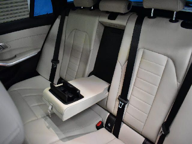 BMW 3SERIES TOURING 2020 Image 31