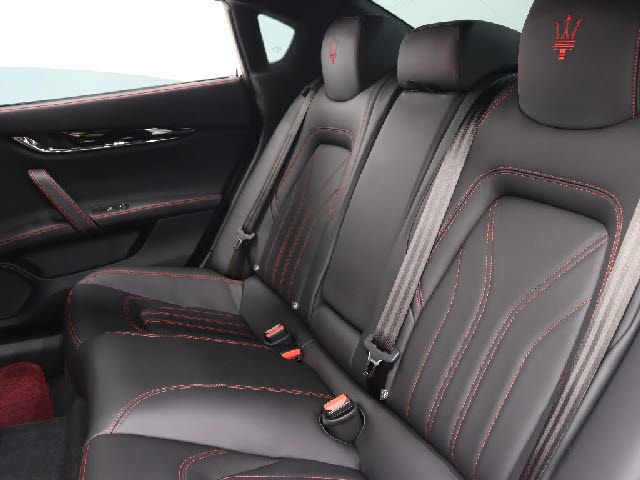 MASERATI QUATTROPORT 2017 Image 31