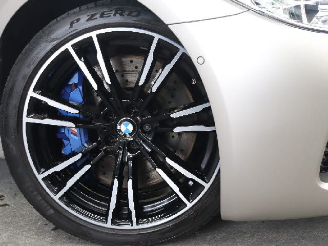 BMW M5 2018 Image 31