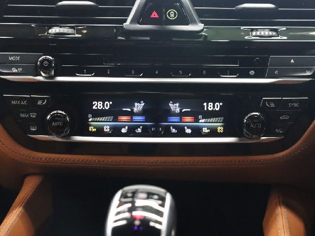 BMW M5 2018 Image 31