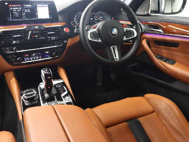 BMW M5 2018 Image 31