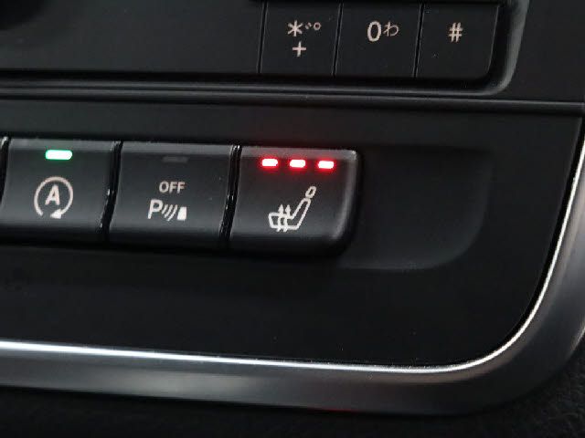 MERCEDES BENZ MERCEDES AMG CLA CLA 2015 Image 31