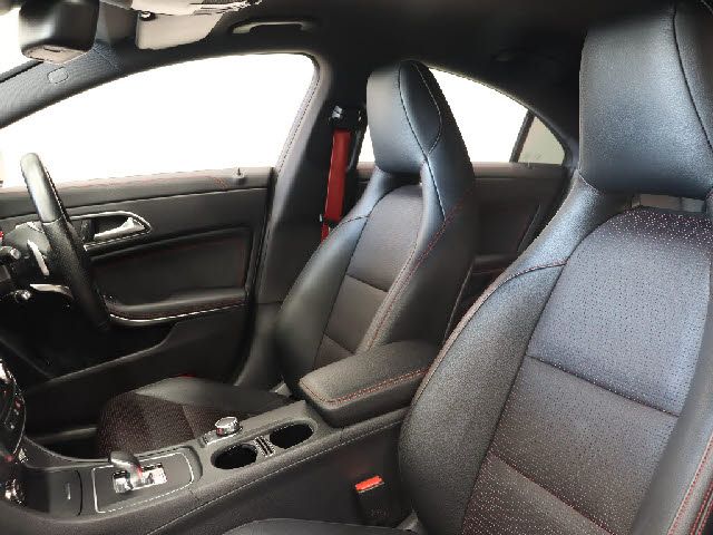 MERCEDES BENZ MERCEDES AMG CLA CLA 2015 Image 31