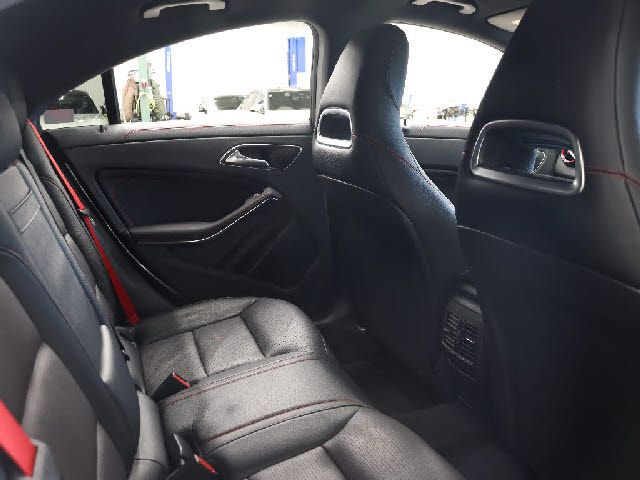 MERCEDES BENZ MERCEDES AMG CLA CLA 2015 Image 31