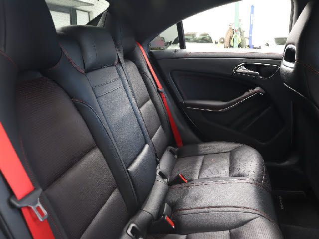 MERCEDES BENZ MERCEDES AMG CLA CLA 2015 Image 31
