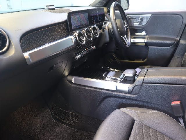 MERCEDES BENZ GLB 2020 Image 31