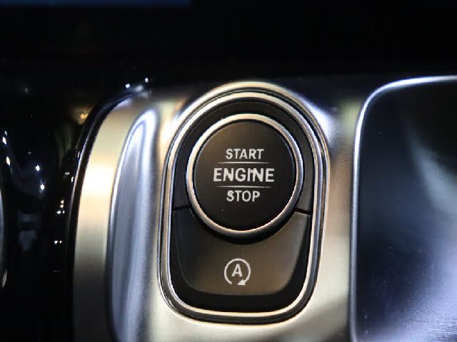 MERCEDES BENZ GLB 2020 Image 31