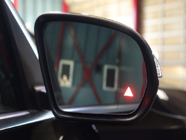 MERCEDES BENZ GLB 2020 Image 31