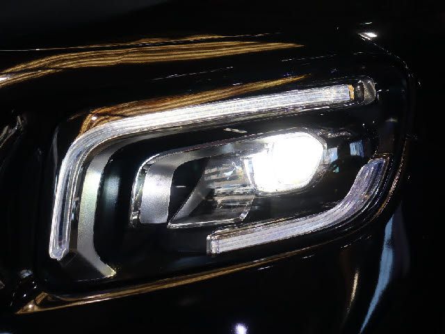 MERCEDES BENZ GLB 2020 Image 31