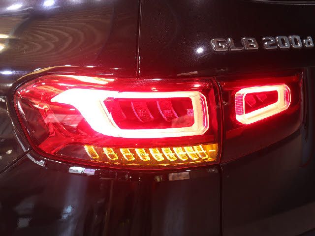 MERCEDES BENZ GLB 2020 Image 31