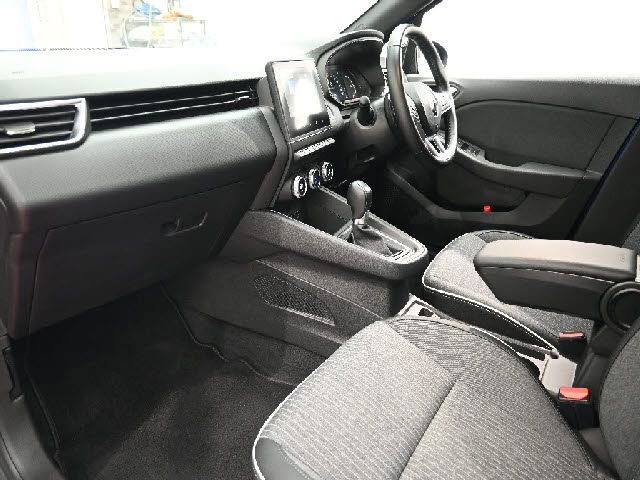 RENAULT LUTECIA 2023 Image 31