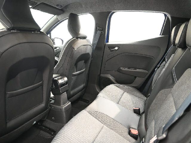 RENAULT LUTECIA 2023 Image 31