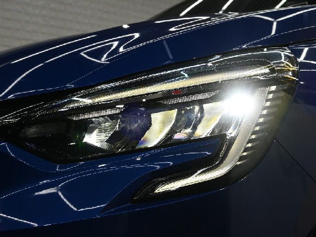 RENAULT LUTECIA 2023 Image 31