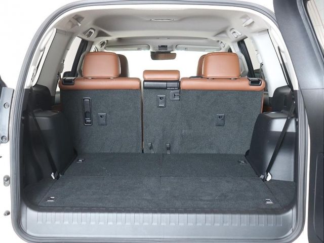 TOYOTA LANDCRUISER PRADO 2022 Image 31