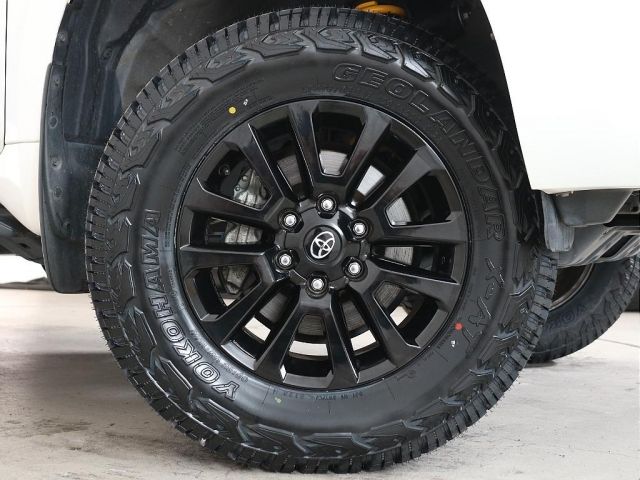 TOYOTA LANDCRUISER PRADO 2022 Image 31