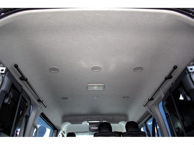 TOYOTA HIACE WAGON 4WD 2015 Image 31