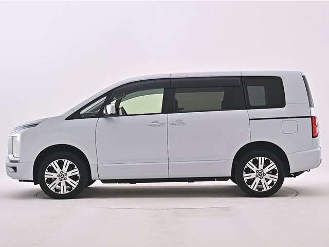 MITSUBISHI DELICA D:5 4WD 2024 Image 31