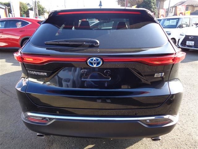 TOYOTA HARRIER HYBRID 2023 Image 31
