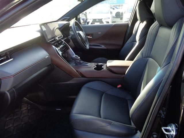 TOYOTA HARRIER HYBRID 2023 Image 31