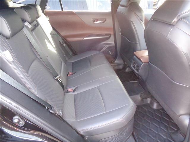 TOYOTA HARRIER HYBRID 2023 Image 31