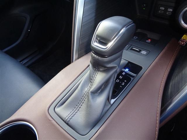 TOYOTA HARRIER HYBRID 2023 Image 31