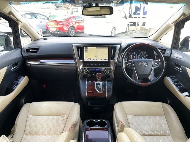 TOYOTA ALPHARD 2017 Image 31